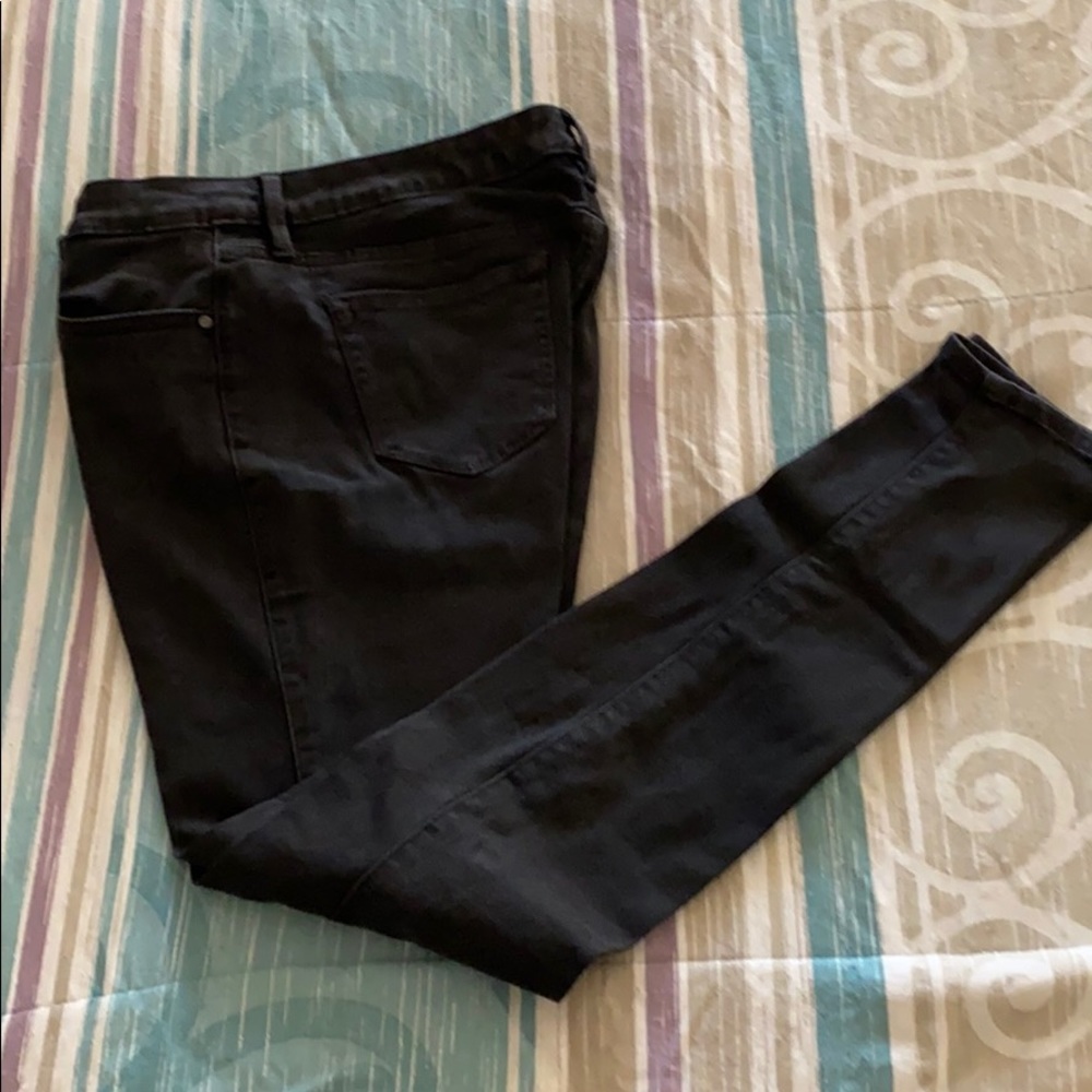 Black jogging